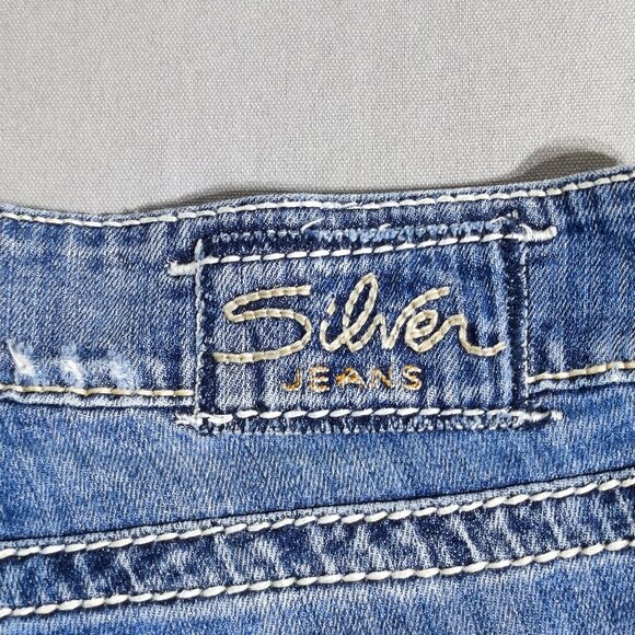 Silver Suki Capri jeans women's size 28 hard washed denim blue straight leg - Picture 5 of 16